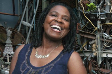 Ruthie Foster - SOLO w/ Laura Love