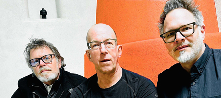 tu-NER (King Crimson alumni Trey Gunn & Pat Mastelotto with Markus Reuter)